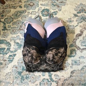 Victoria's Secret Lightly Lined Bras